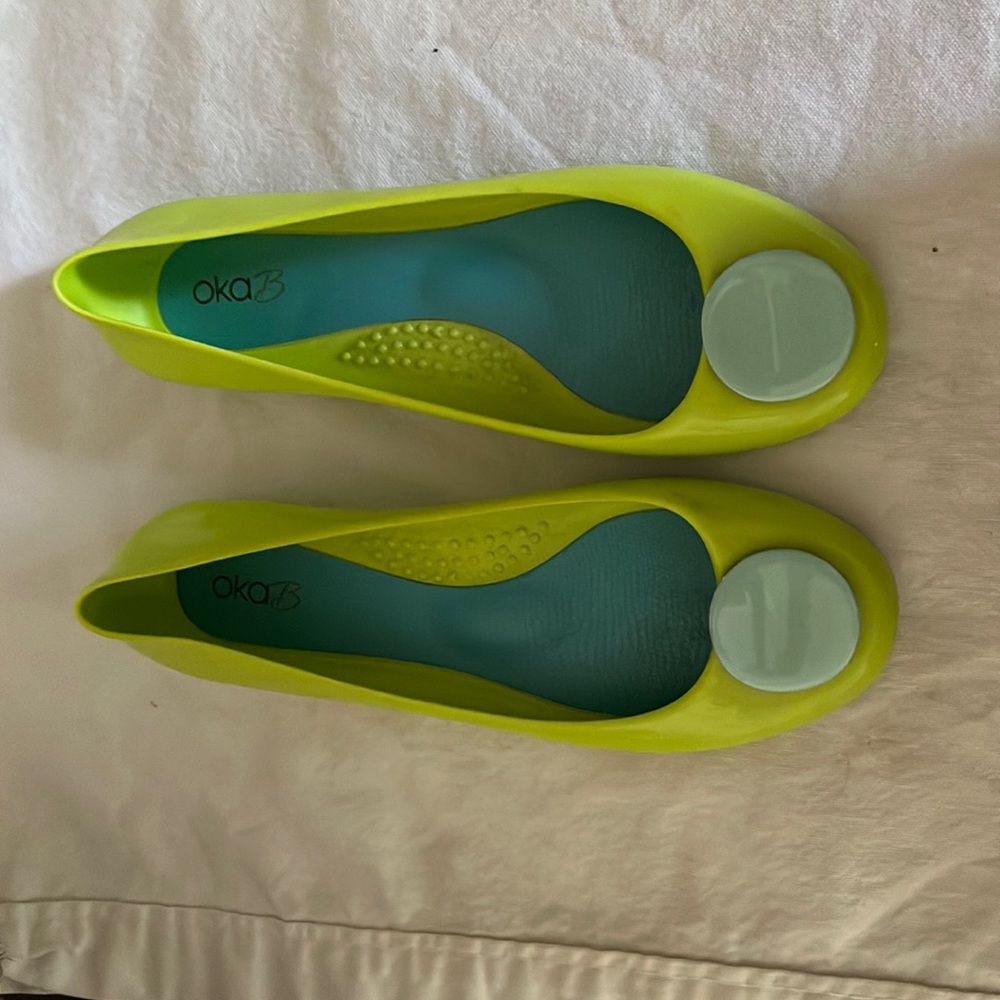 Ballet flats